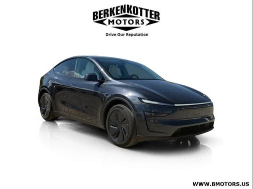 Stealth Grey 2026 Tesla Model Y Premium Rear-Wheel Drive