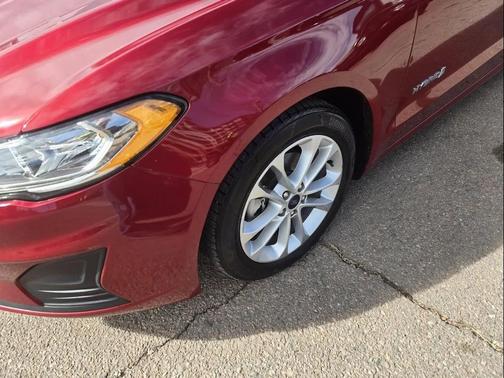 2019 Ford Fusion Hybrid SE