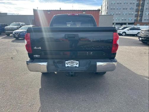 2014 Toyota Tundra SR5