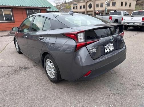 2022 Toyota Prius L