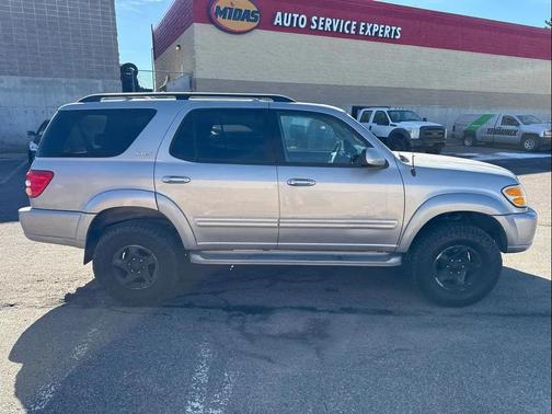 2001 Toyota Sequoia SR5