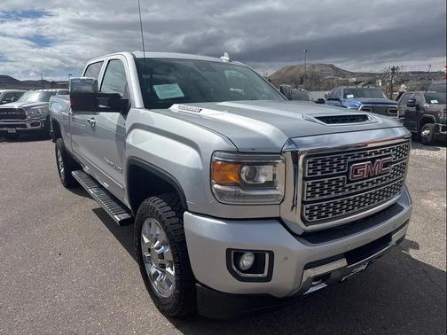 Quicksilver Metallic 2018 GMC Sierra 2500 Denali