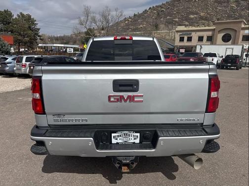 Quicksilver Metallic 2018 GMC Sierra 2500 Denali
