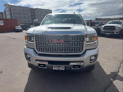 Quicksilver Metallic 2018 GMC Sierra 2500 Denali
