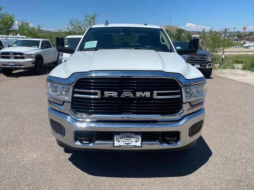 2019 RAM 2500 Big Horn Crew Cab 4x4 6'4' Box
