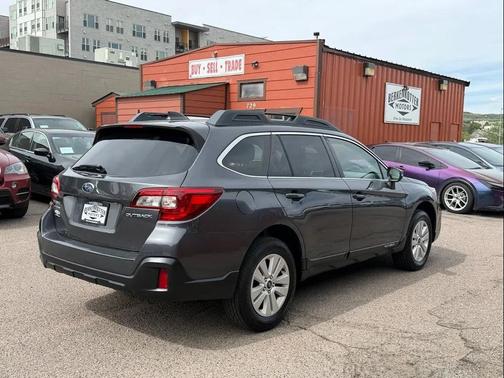 Gray 2019 Subaru Outback 2.5i Premium