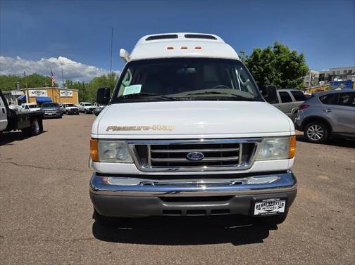 2006 Ford E350 Super Duty Base