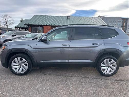 2021 Volkswagen Atlas 3.6L SE w/Technology
