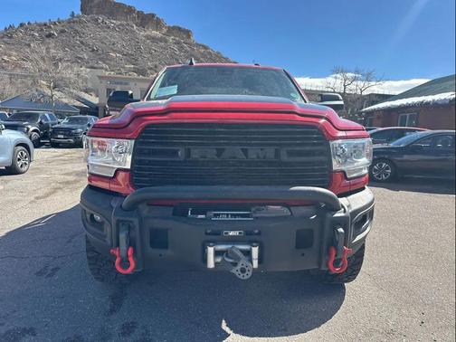 2020 RAM 2500 Big Horn Crew Cab 4X4 6'4' Box