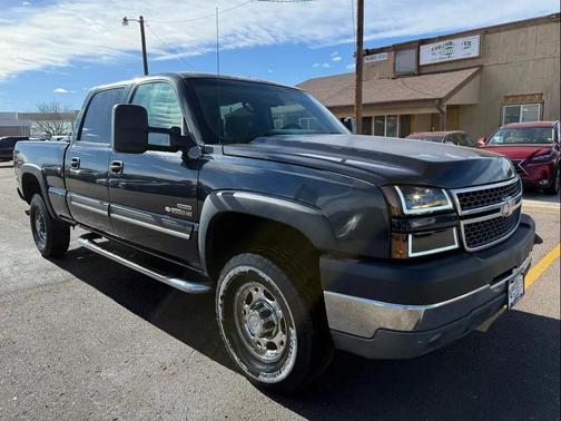 2005 Chevrolet Silverado 2500 LS H/D Crew Cab