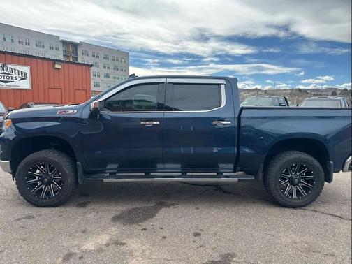 2022 Chevrolet Silverado 1500 LTZ
