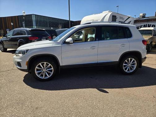 2017 Volkswagen Tiguan 2.0T Wolfsburg Edition