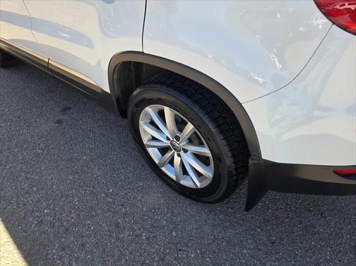 2017 Volkswagen Tiguan 2.0T Wolfsburg Edition