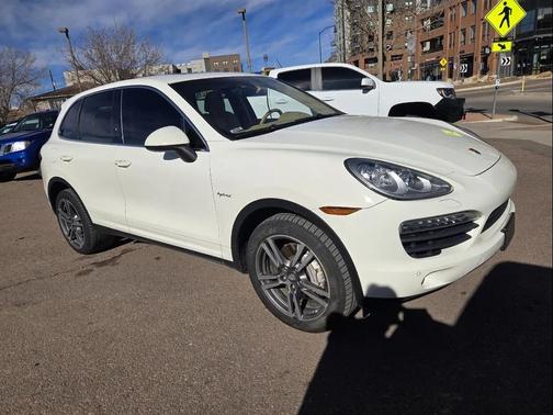 2011 Porsche Cayenne Cayenne S Hybrid
