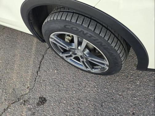 2011 Porsche Cayenne Cayenne S Hybrid