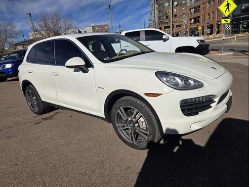 2011 Porsche Cayenne Cayenne S Hybrid