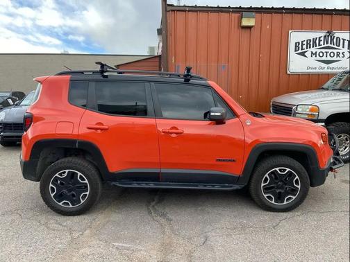 Omaha Orange 2016 Jeep Renegade Trailhawk