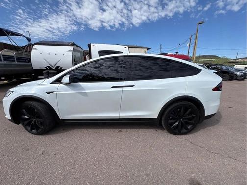 White 2020 Tesla Model X Long Range Plus Dual Motor All-Wheel Drive