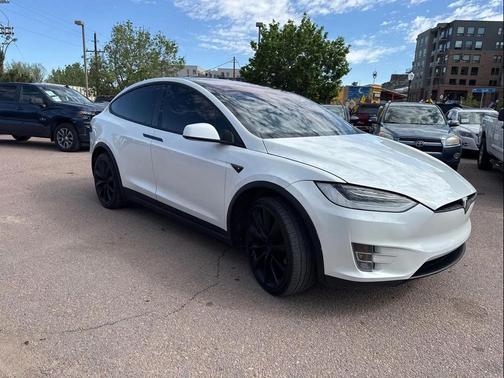 White 2020 Tesla Model X Long Range Plus Dual Motor All-Wheel Drive