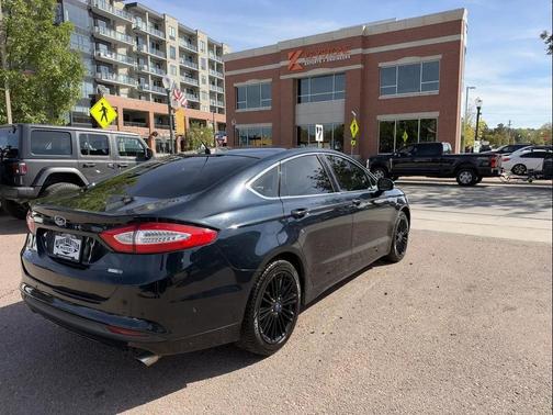 Deep Impact Blue Metallic 2014 Ford Fusion SE