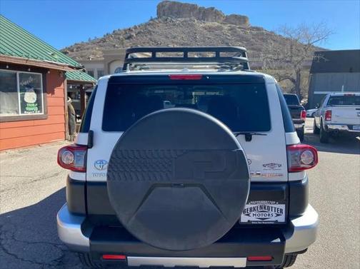 2013 Toyota FJ Cruiser Base