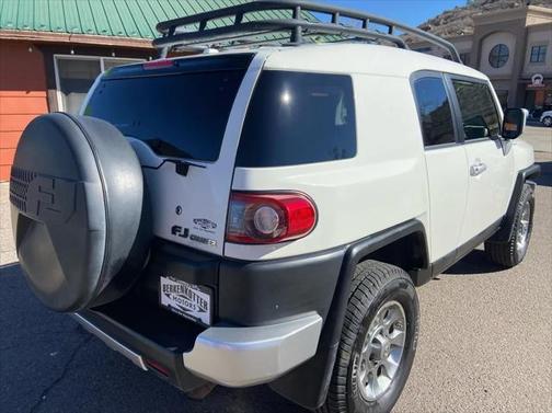 2013 Toyota FJ Cruiser Base