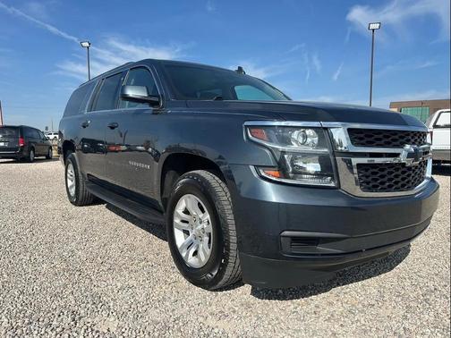 2019 Chevrolet Suburban LT