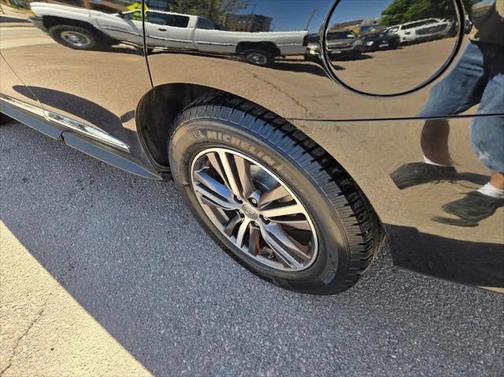 2016 INFINITI QX60 Base