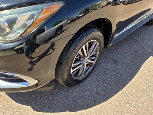 2016 INFINITI QX60 Base