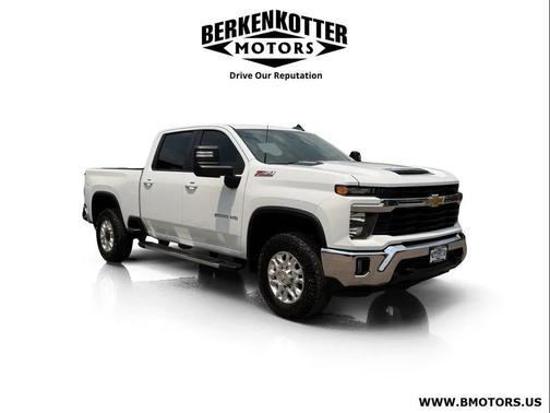 White 2024 Chevrolet Silverado 2500 LT
