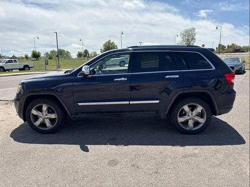 True Blue Pearlcoat 2013 Jeep Grand Cherokee Overland