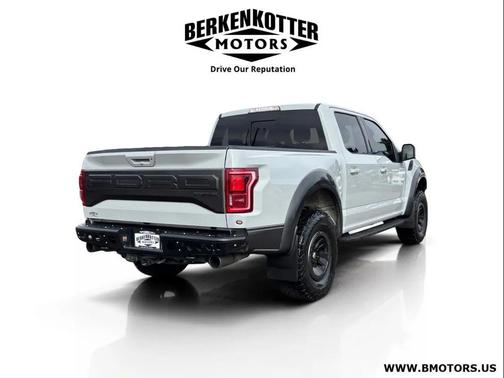 Ruby Red Metallic Tinted Clearcoat 2017 Ford F-150 Raptor