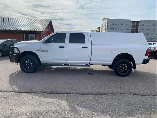 2018 RAM 2500 Tradesman Crew Cab 4x4 8' Box