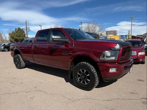 2018 RAM 3500 Laramie Crew Cab 4x4 8' Box
