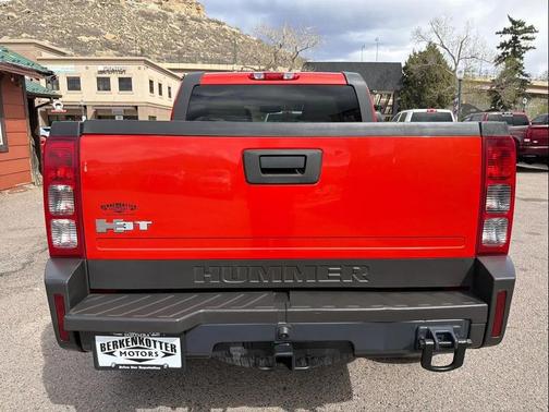 2009 Hummer H3T Luxury Edition