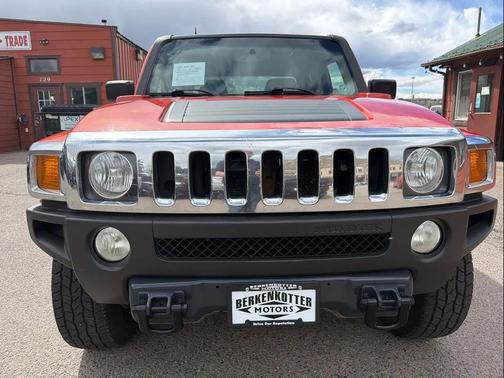 2009 Hummer H3T Luxury Edition