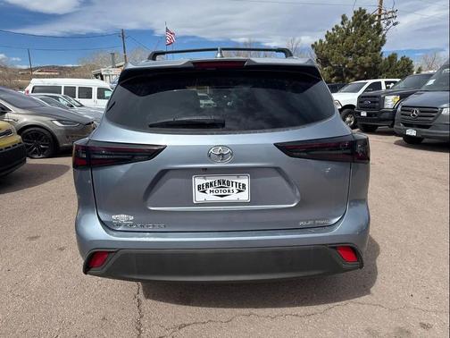 2021 Toyota Highlander XLE