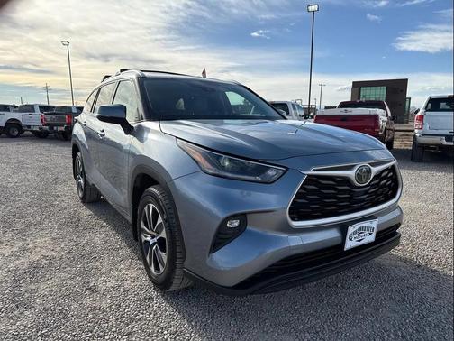 2021 Toyota Highlander XLE
