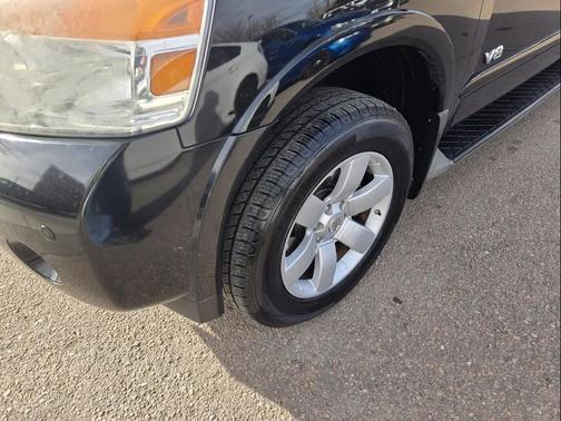 2008 Nissan Armada LE