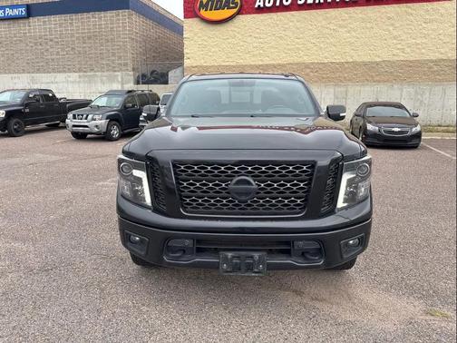 2019 Nissan Titan SV