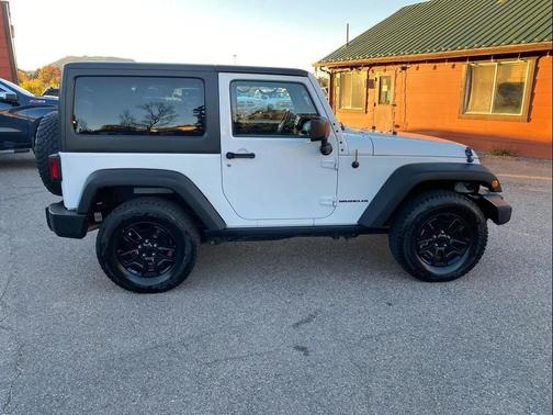 2014 Jeep Wrangler Willys Wheeler