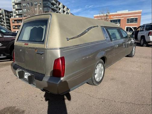 2003 Cadillac DeVille Base