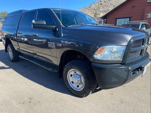2017 RAM 2500 Tradesman Crew Cab 4x4 6'4' Box