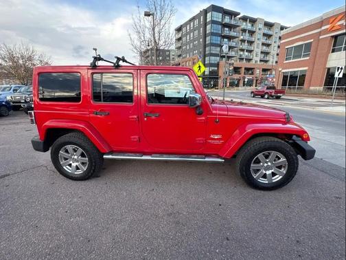 2012 Jeep Wrangler Unlimited Sahara
