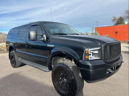 2005 Ford Excursion Limited