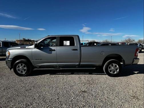 2023 RAM 2500 Big Horn Crew Cab 4x4 8' Box