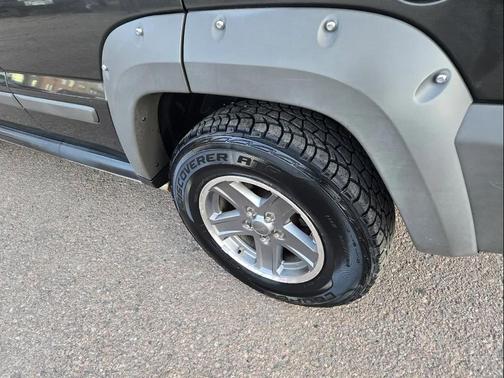 2005 Jeep Liberty Renegade