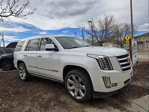 2016 Cadillac Escalade Premium