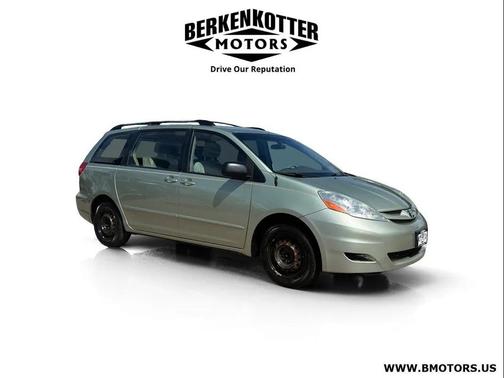 Silver Pine Mica 2008 Toyota Sienna CE
