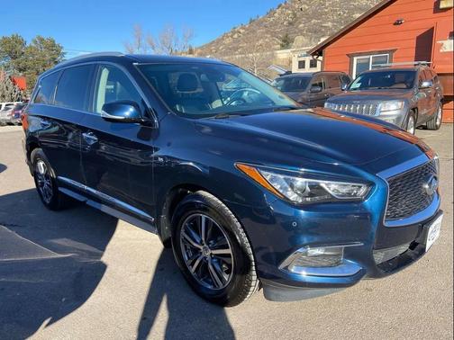 2017 INFINITI QX60 Base